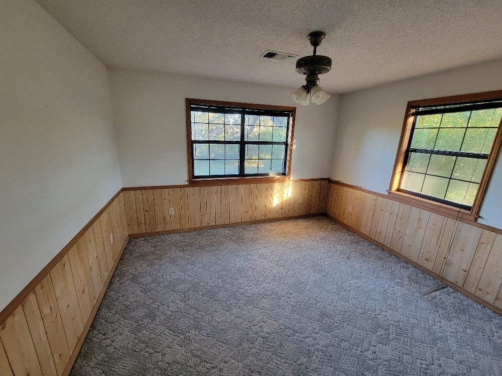 1046 Lutonsky Road Fayetteville, TX 78940 - Photo 16 of 25