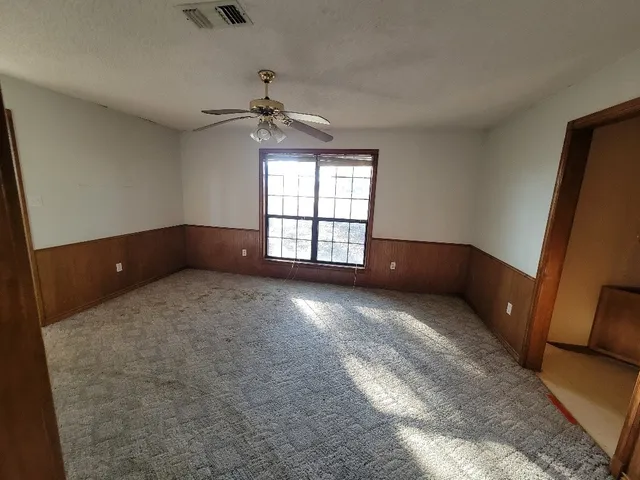 $306,000 | 1046 Lutonsky Road, Fayetteville, TX 78940