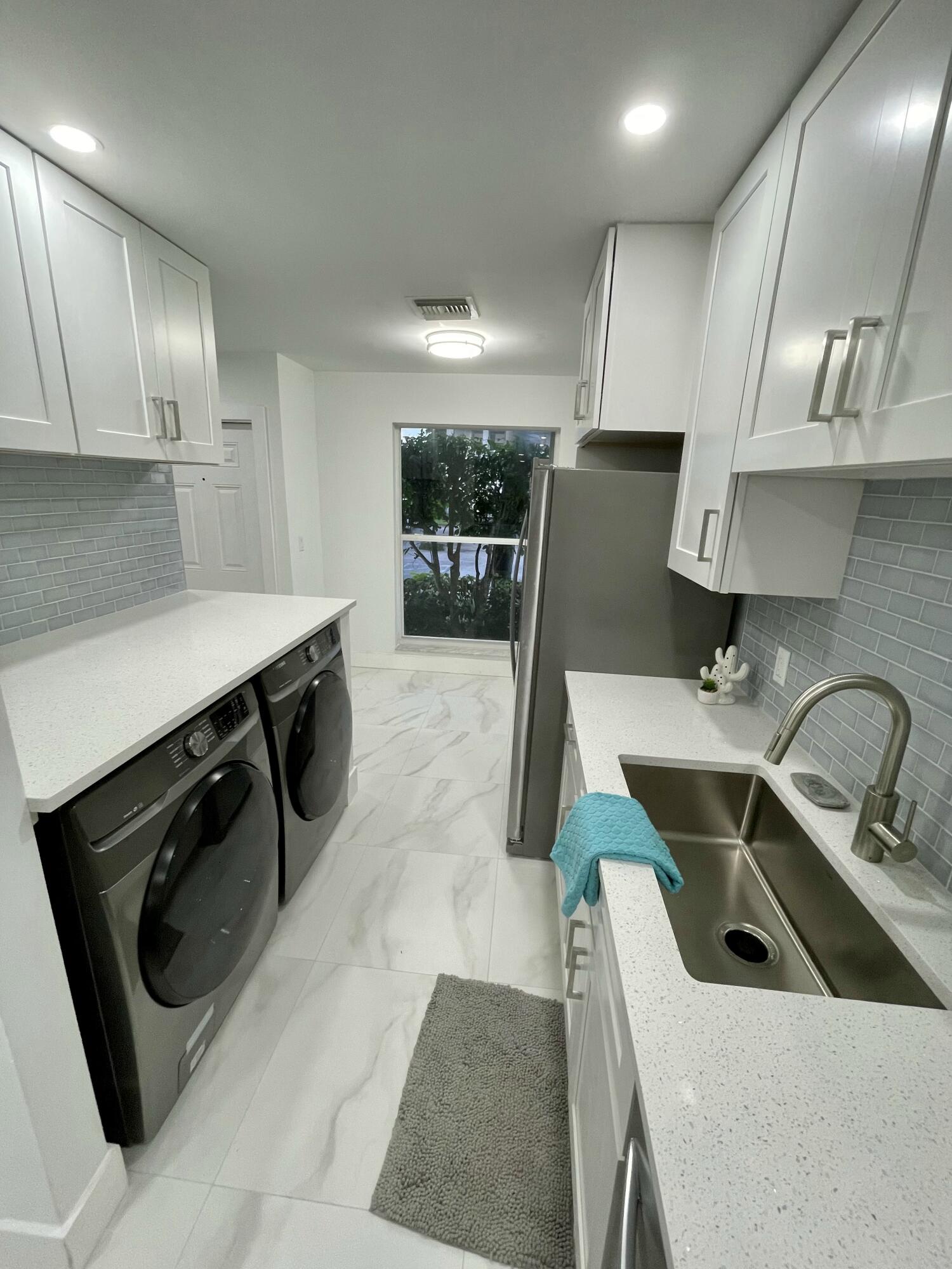 2908 Southwest 15th Street, Unit 9D Delray Beach, FL 33445 - Photo 4 of 60 Photo Oct 06, 6 49 38 PM