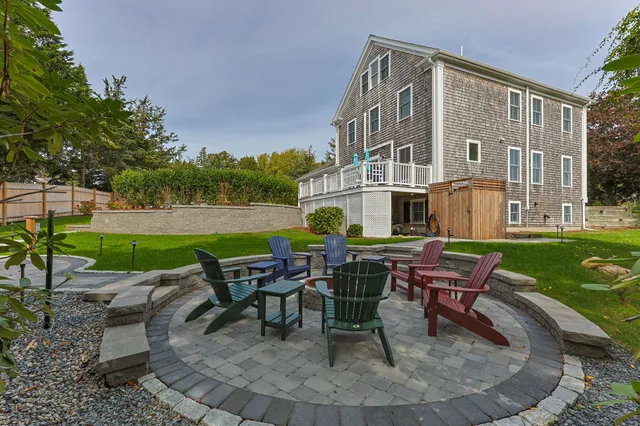 $1,495,000 | 3 Pinefield Lane, South Dennis, MA 02660