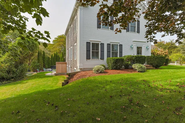 $1,495,000 | 3 Pinefield Lane, South Dennis, MA 02660