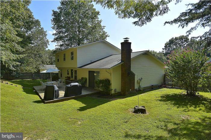 6909 Rochambeau Place Springfield, VA 22153 - Photo 25 of 29 Exterior (General)