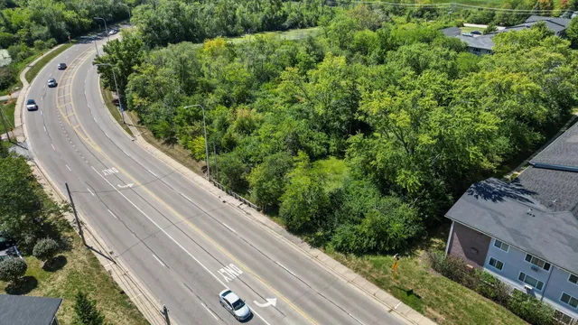 $250,000 | 7N630 County Farm Road, Hanover Park, IL 60133