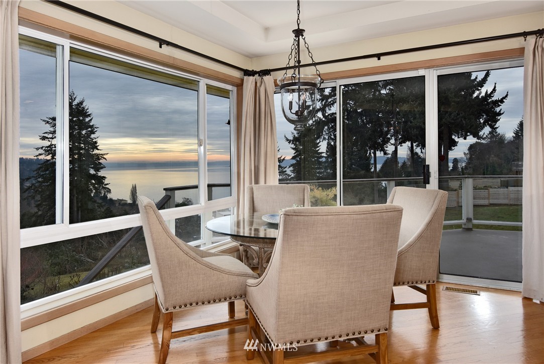 17310 Sylvester Road Southwest Burien, WA 98166 - Photo 10 of 25 Gallery Image 10