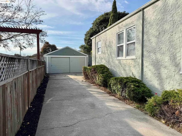 $729,000 | 869 Lassen Street, Richmond, CA 94805