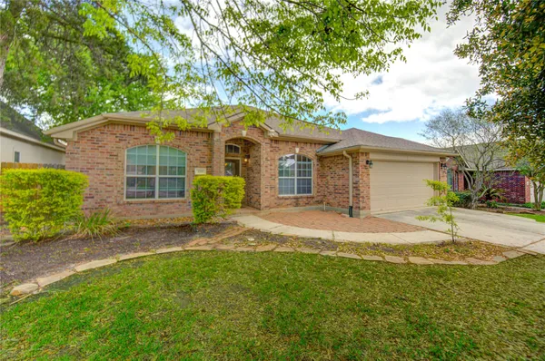 $320,000 | 233 Lake Estates Drive, Montgomery, TX 77356