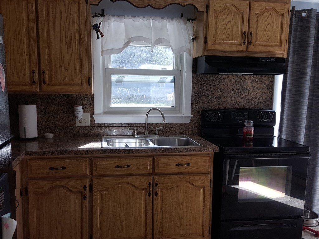 103 Spikenard Circle Springfield, MA 01129 - Photo 10 of 22 Gallery Image 10