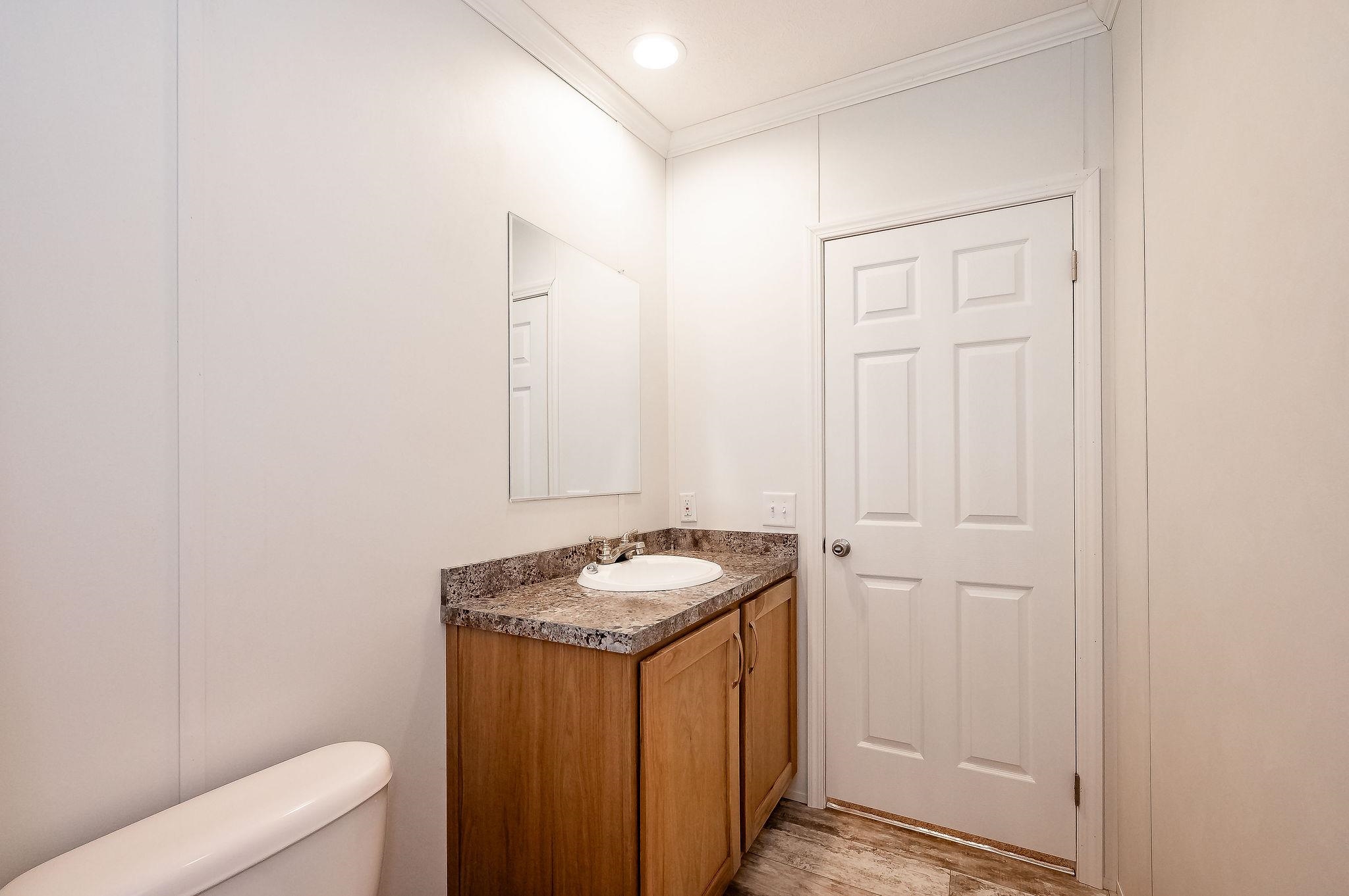 9 South Dewberry Lane Rochester, NH 03867 - Photo 8 of 40