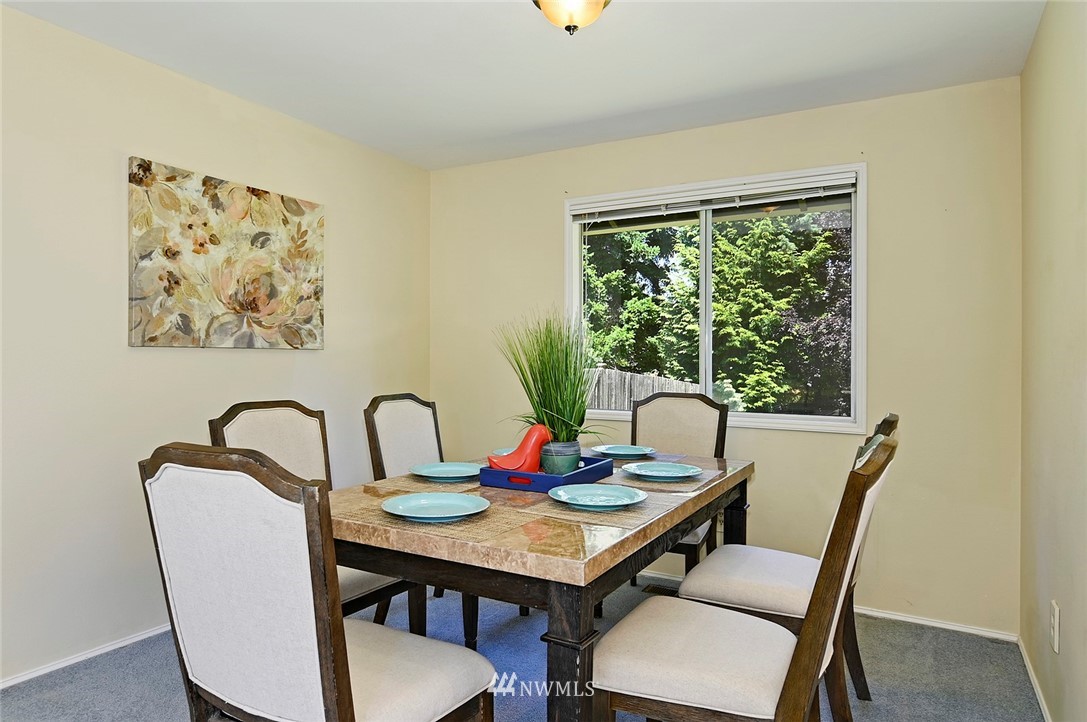 5170 Northeast 20th Street Renton, WA 98059 - Photo 4 of 13