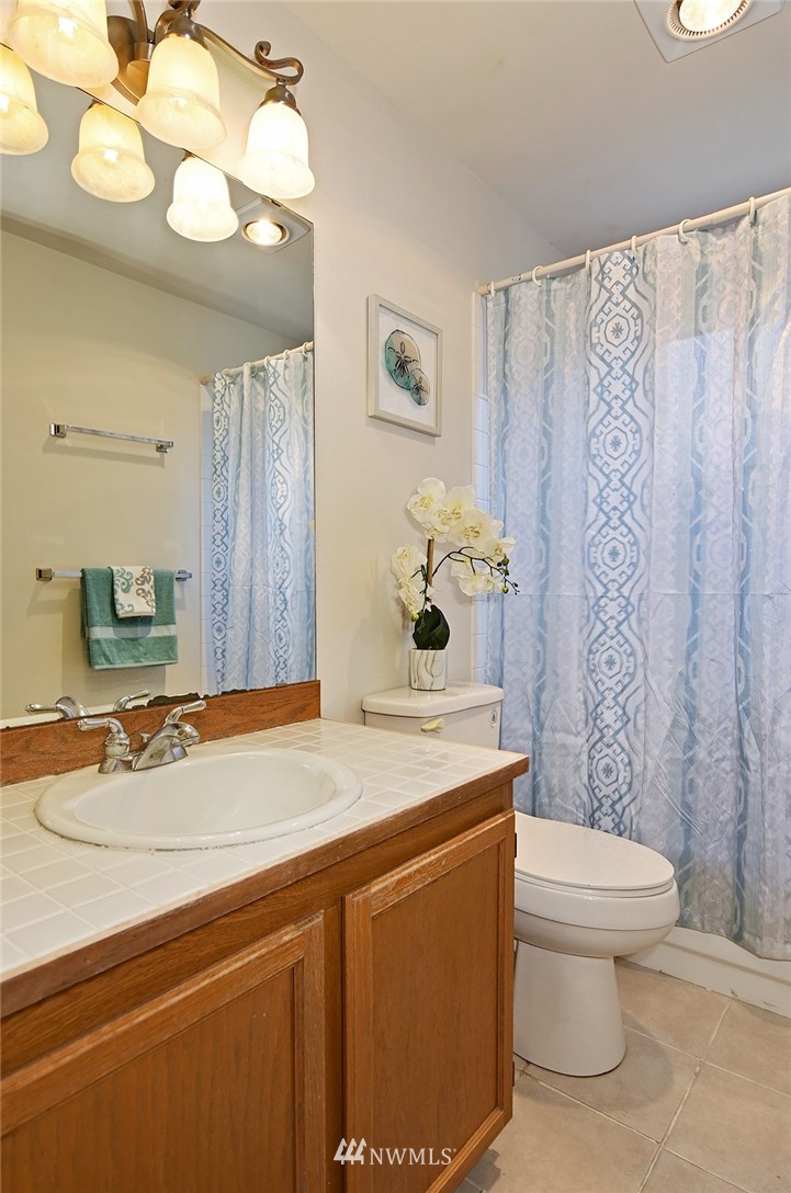 5170 Northeast 20th Street Renton, WA 98059 - Photo 8 of 13