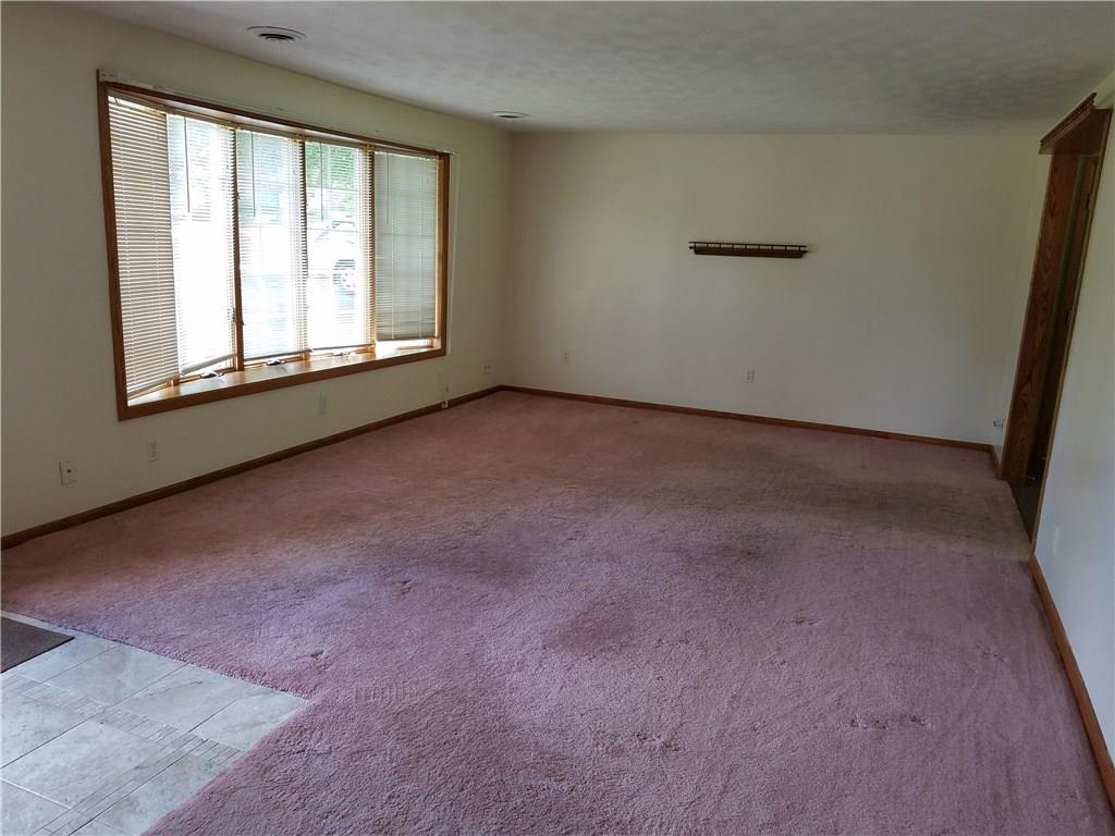565 Mercer Road Greenville, PA 16125 - Photo 8 of 17