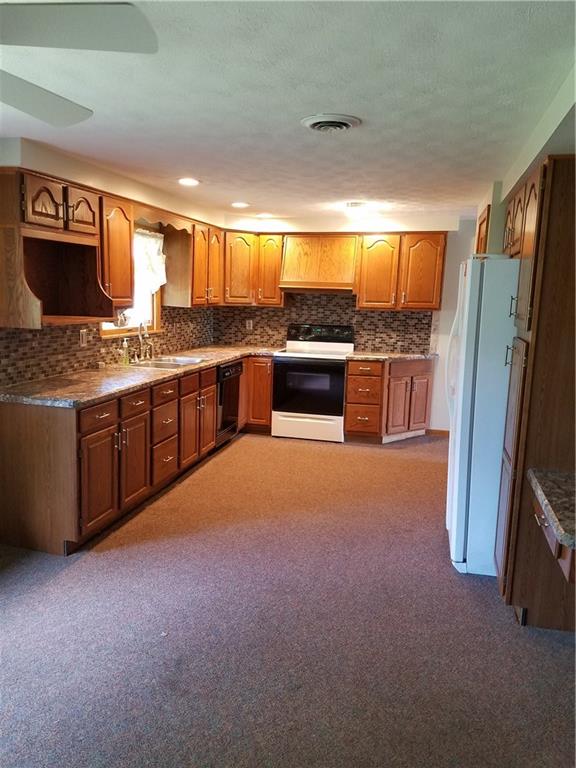 565 Mercer Road Greenville, PA 16125 - Photo 10 of 17