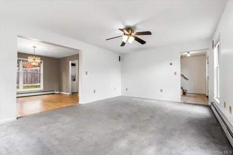 a view of empty room with windows