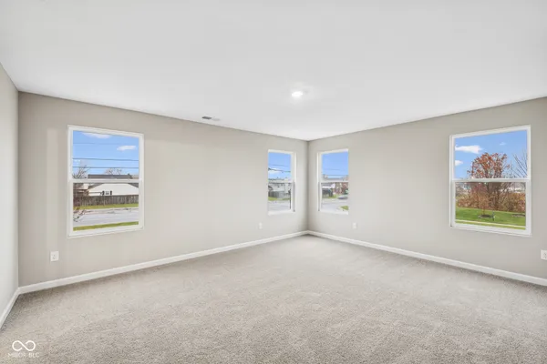 $334,990 | 5102 Triple Crown Way, Indianapolis, IN 46237