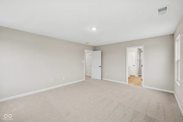 $334,990 | 5102 Triple Crown Way, Indianapolis, IN 46237