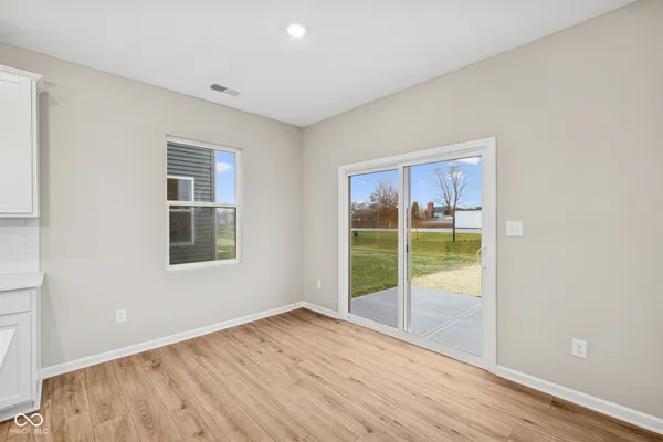 $334,990 | 5102 Triple Crown Way, Indianapolis, IN 46237