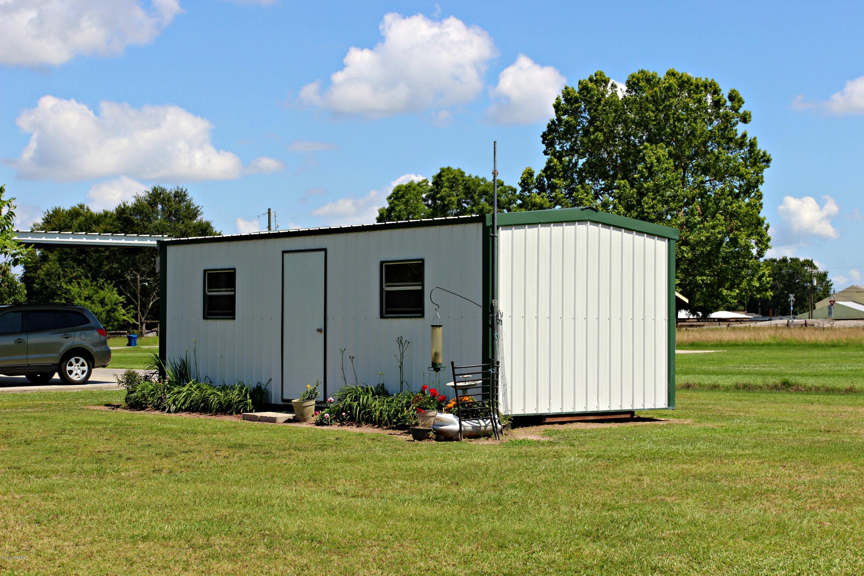 121 Andres Road Scott, LA 70583 - Photo 20 of 27 shop