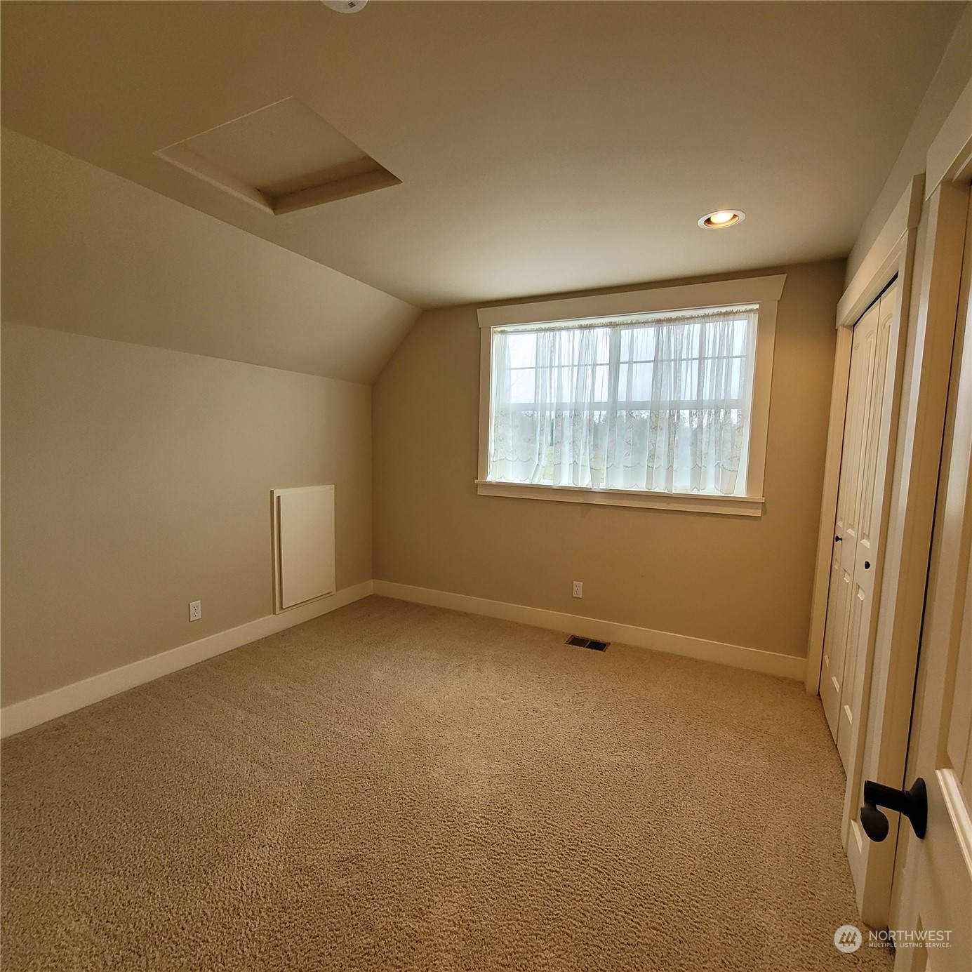 151 Craftsman Court Sequim, WA 98382 - Photo 21 of 40 an empty room with windows