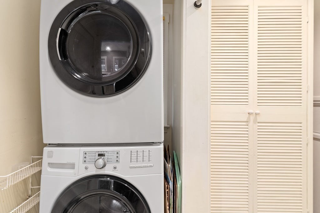 3 Upland Road, Unit 2 Brookline, MA 02445 - Photo 25 of 33