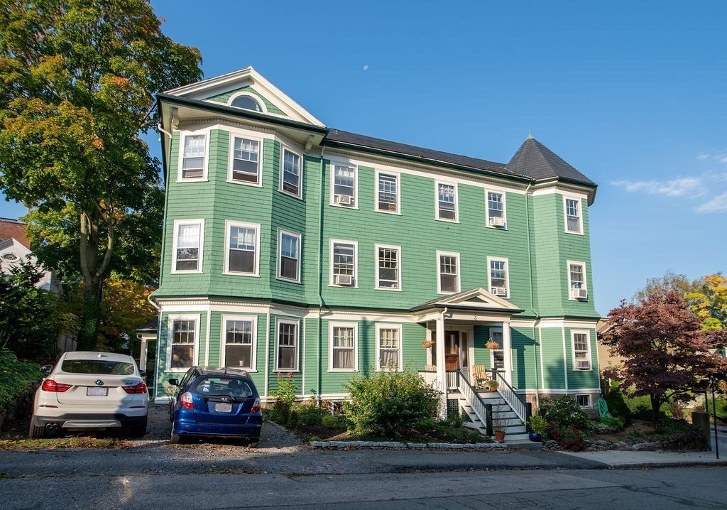 3 Upland Road, Unit 2 Brookline, MA 02445 - Photo 31 of 33