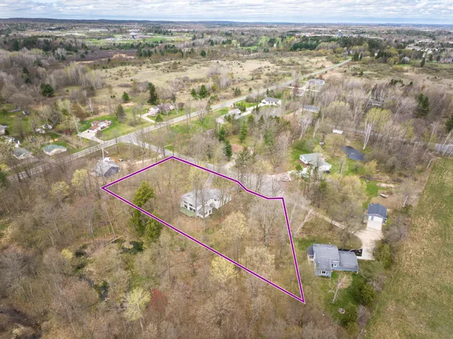 $385,000 | 20425 Thornapple Lane, Big Rapids, MI 49307