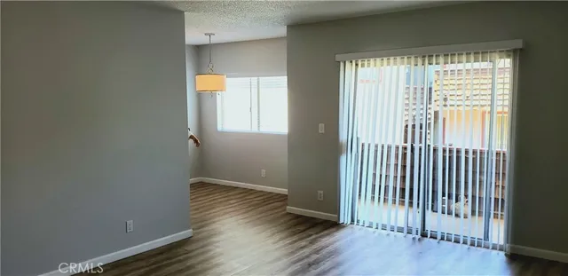 $2,449 | 5400 Newcastle Avenue, Unit 64, Encino, CA 91316