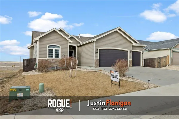 $480,000 | 760 Pebble Mountain Drive, Mills, WY 82604