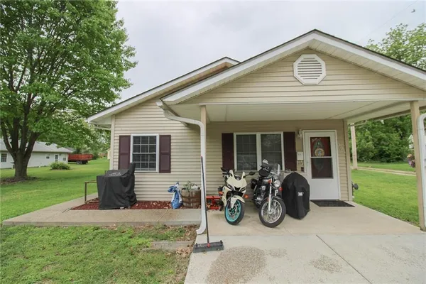 $165,000 | 303 Depp Avenue, Sedalia, MO 65301