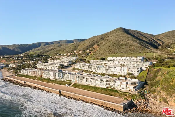$4,500 | 11942 Whitewater Lane, Malibu, CA 90265