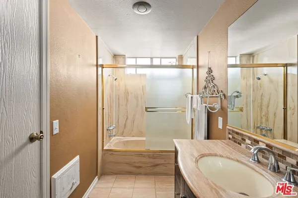 $4,500 | 11942 Whitewater Lane, Malibu, CA 90265