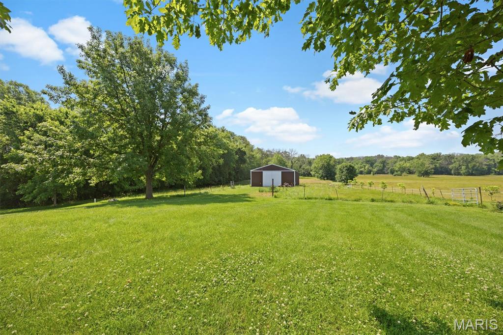 10774 Hickory Flat Road Highland, IL 62249 - Photo 25 of 35