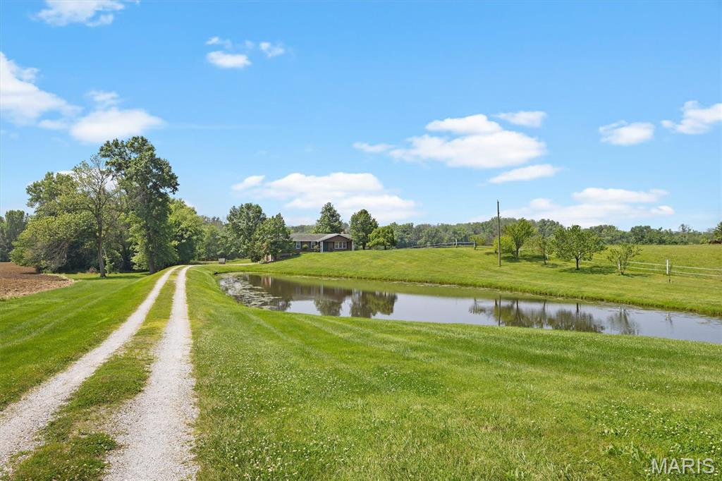 10774 Hickory Flat Road Highland, IL 62249 - Photo 31 of 35