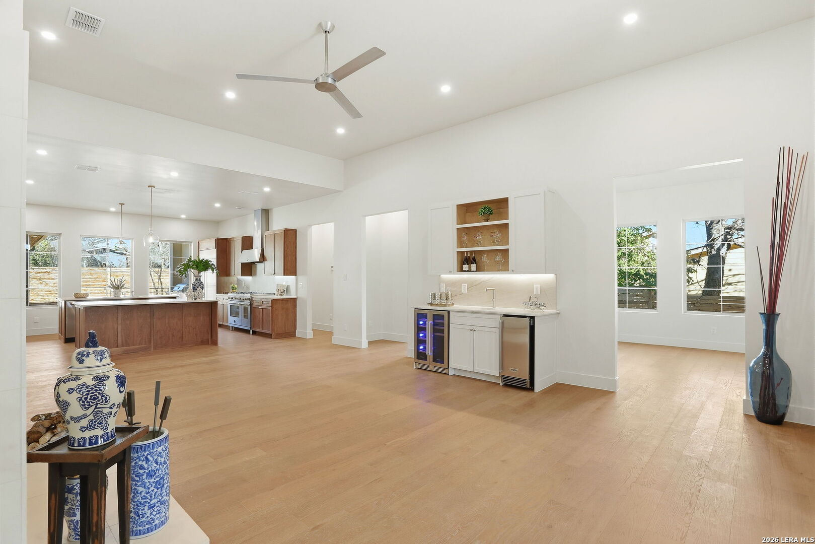 301 Tuttle Road Terrell Hills, TX 78209 - Photo 17 of 65