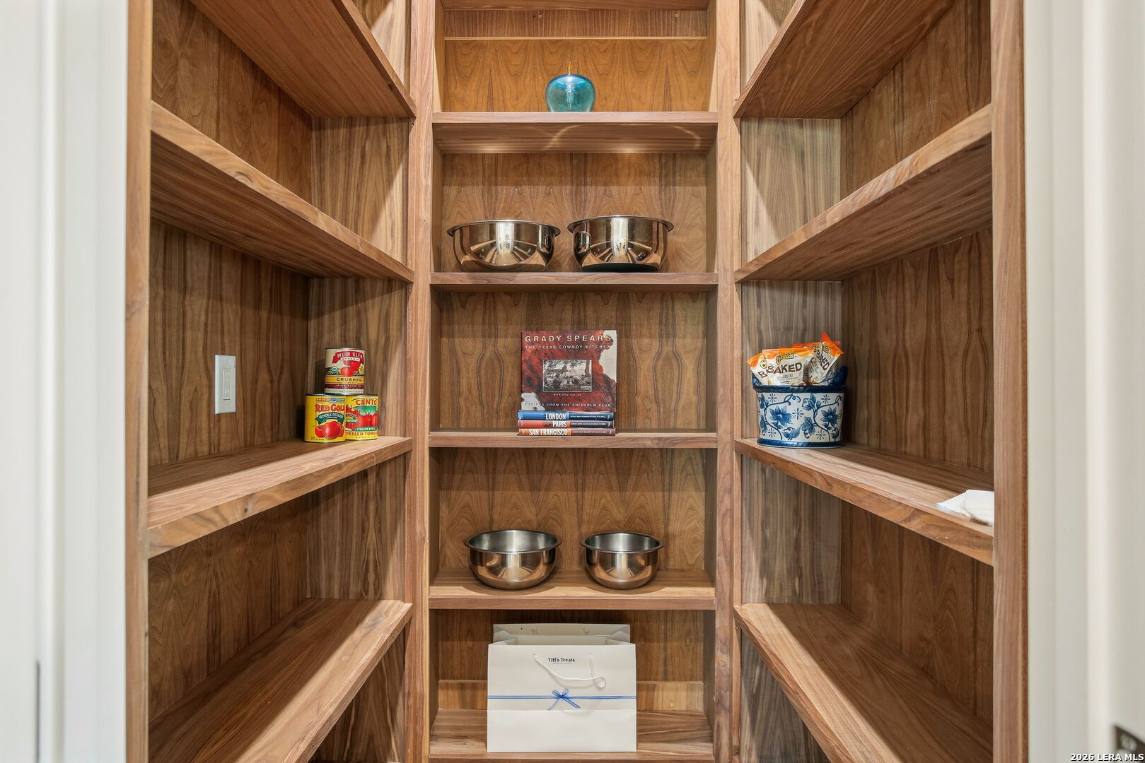 301 Tuttle Road Terrell Hills, TX 78209 - Photo 20 of 65