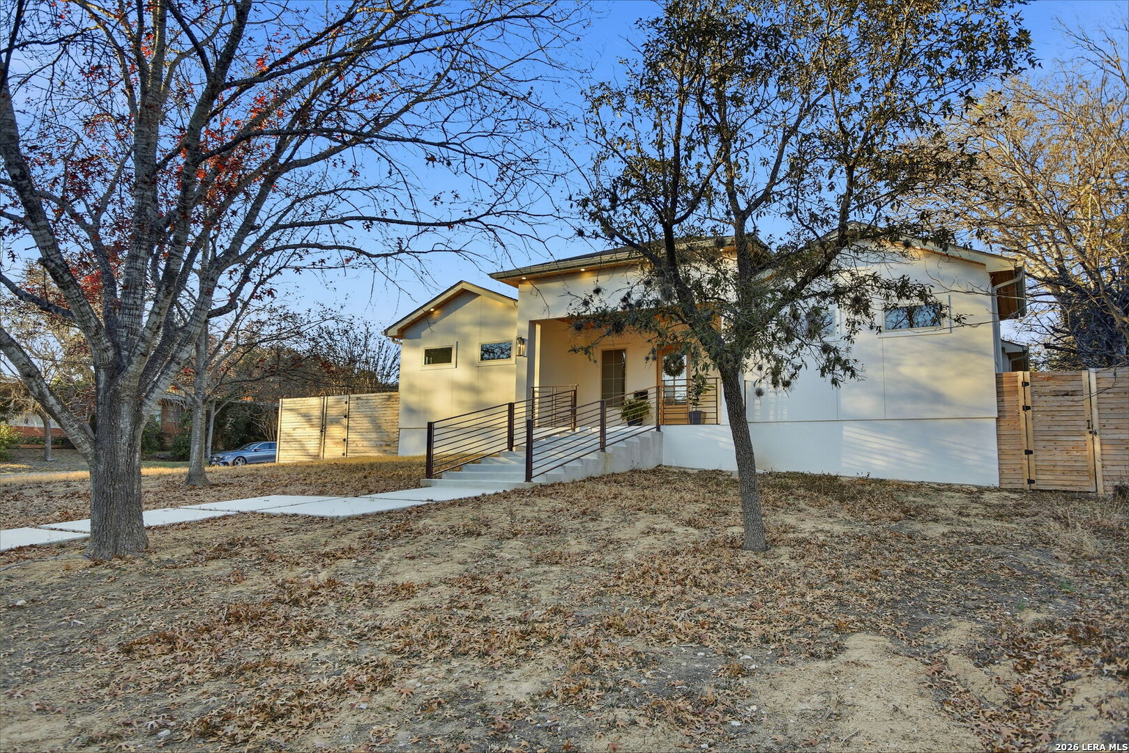 301 Tuttle Road Terrell Hills, TX 78209 - Photo 5 of 65