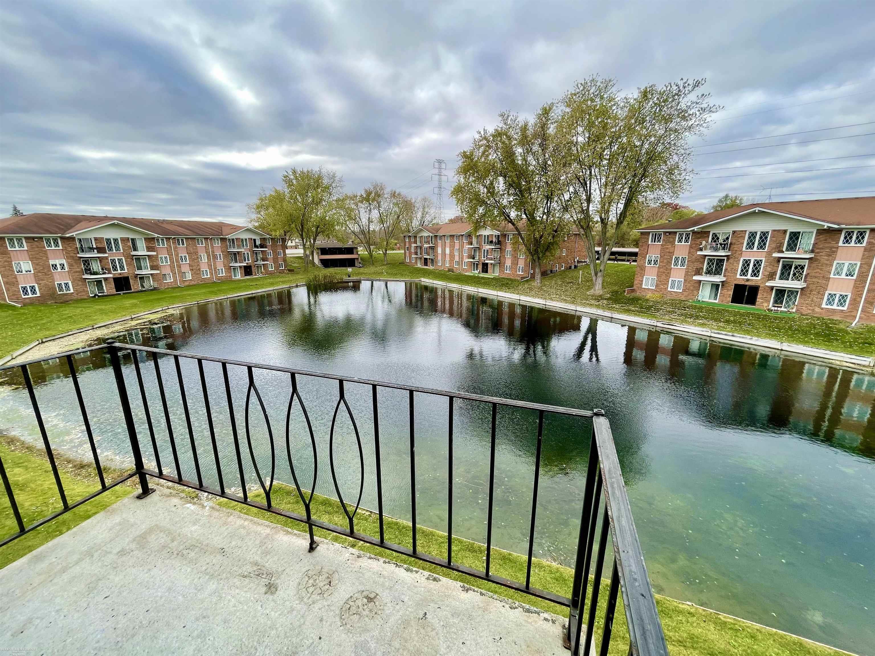 54795 Shelby Road Utica, MI 48316 - Photo 18 of 21 Exterior Balcony View