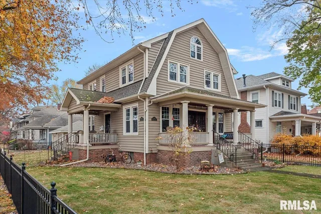 $269,900 | 909 South Walnut Street, Springfield, IL 62704