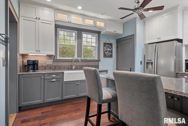 $269,900 | 909 South Walnut Street, Springfield, IL 62704