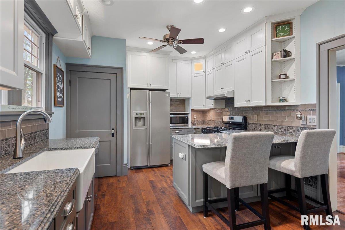 909 South Walnut Street Springfield, IL 62704 - Photo 17 of 48 Gallery Image 17