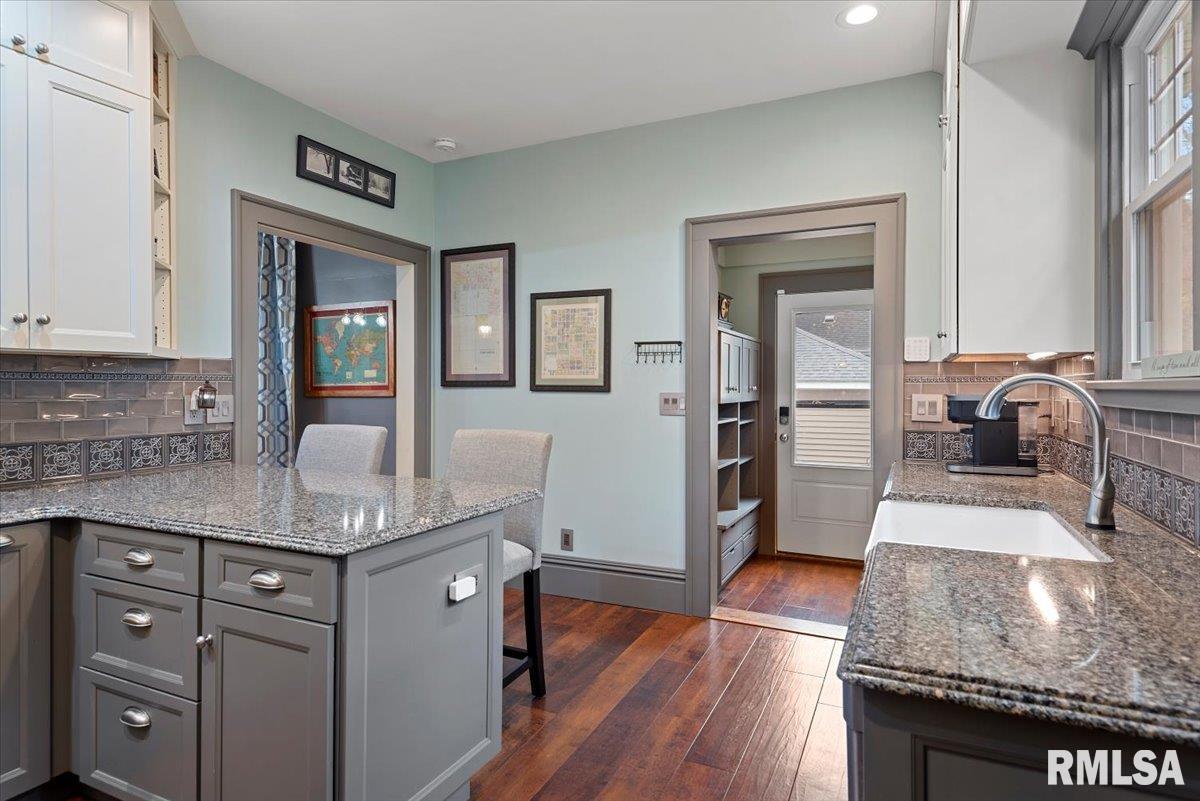 909 South Walnut Street Springfield, IL 62704 - Photo 18 of 48 Gallery Image 18