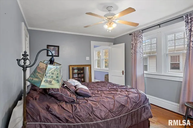 $269,900 | 909 South Walnut Street, Springfield, IL 62704