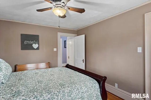 $269,900 | 909 South Walnut Street, Springfield, IL 62704