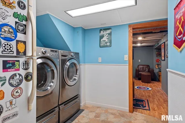 $269,900 | 909 South Walnut Street, Springfield, IL 62704