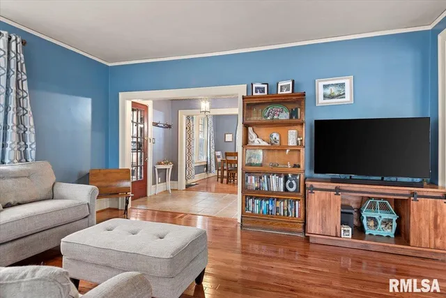 $269,900 | 909 South Walnut Street, Springfield, IL 62704