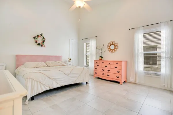 $3,800 | 3411 Windy Wood Drive, Orlando, FL 32812