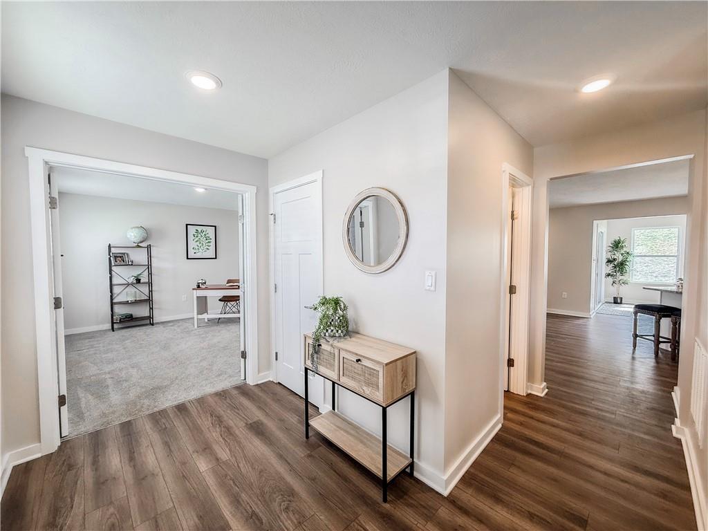 262 Lily Ridge Drive Canonsburg, PA 15317 - Photo 2 of 44