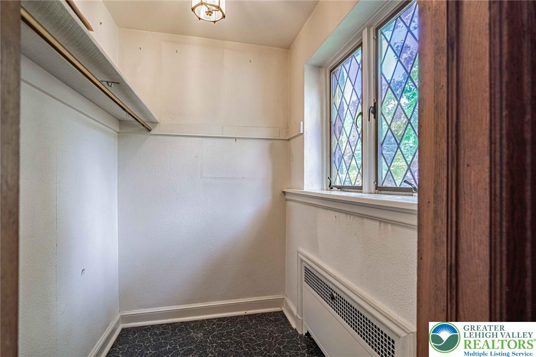 2829 Gordon Street Allentown, PA 18104 - Photo 10 of 56