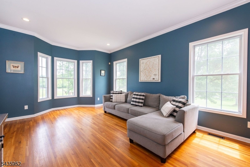 1 Fiddlers Way Sparta, NJ 07871 - Photo 7 of 37