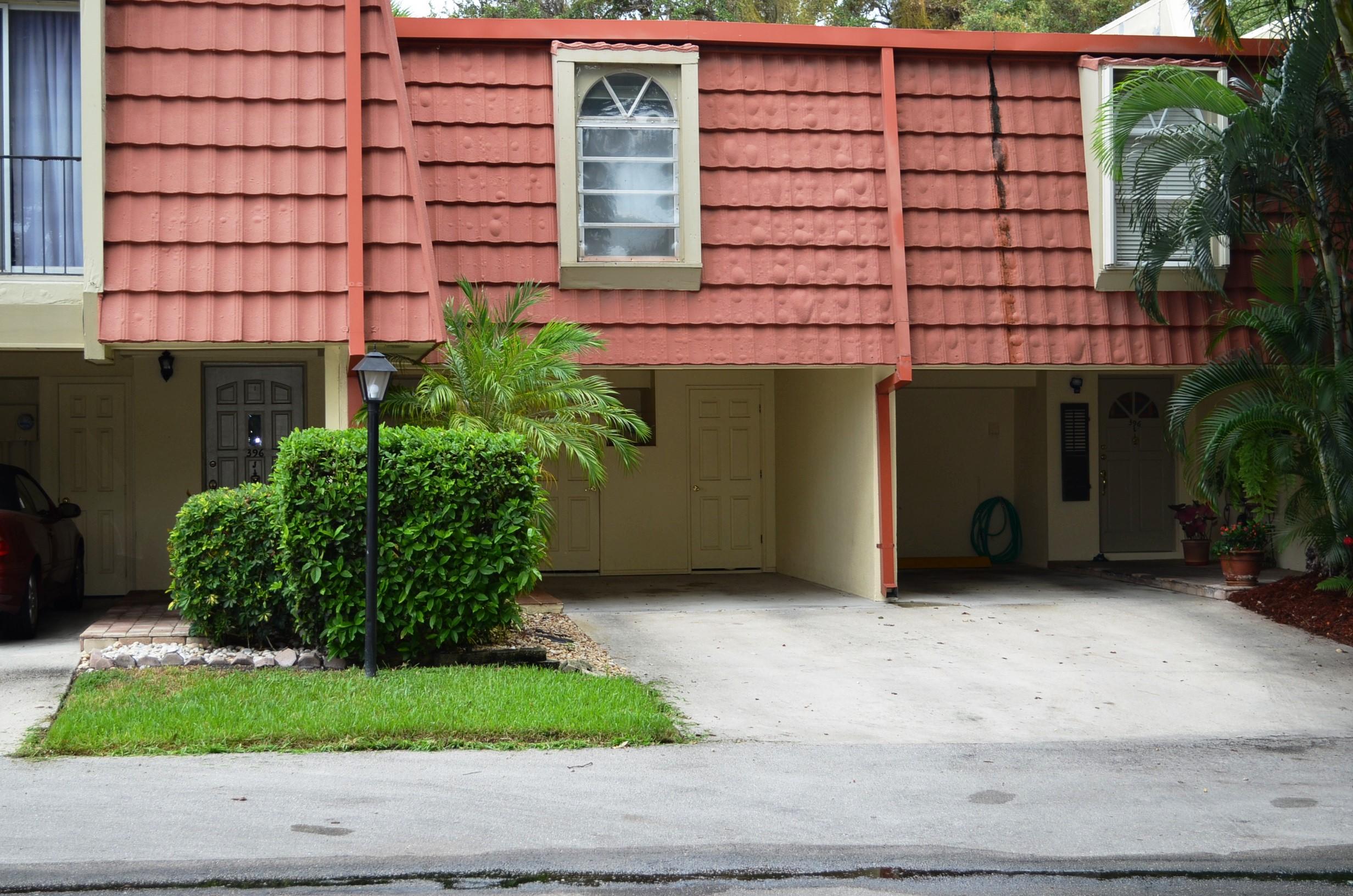 396 Golfview Road, Unit K North Palm Beach, FL 33408 - Photo 3 of 9 Front