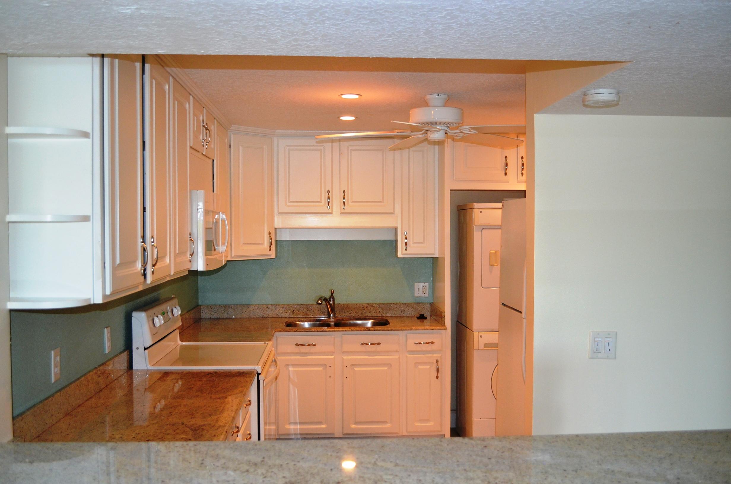 396 Golfview Road, Unit K North Palm Beach, FL 33408 - Photo 4 of 9 Kitchen